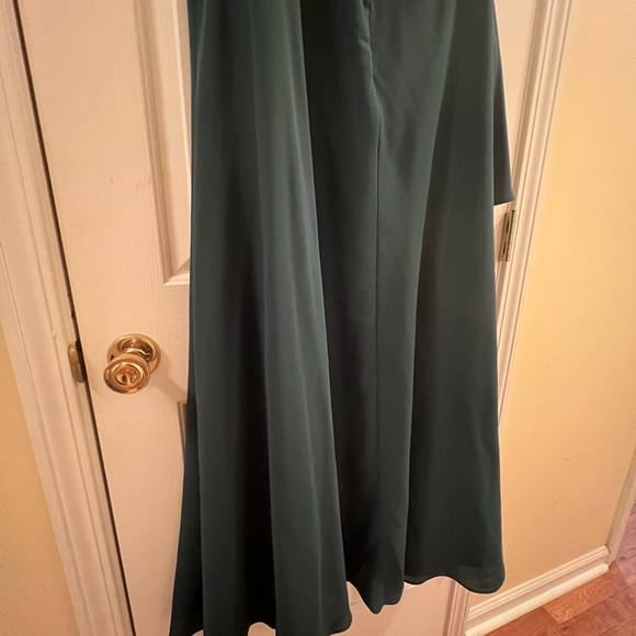 NWT David’s Bridal Long Georgette One Shoulder gown in Juniper. Sz 14. DB Studio - Picture 5 of 11